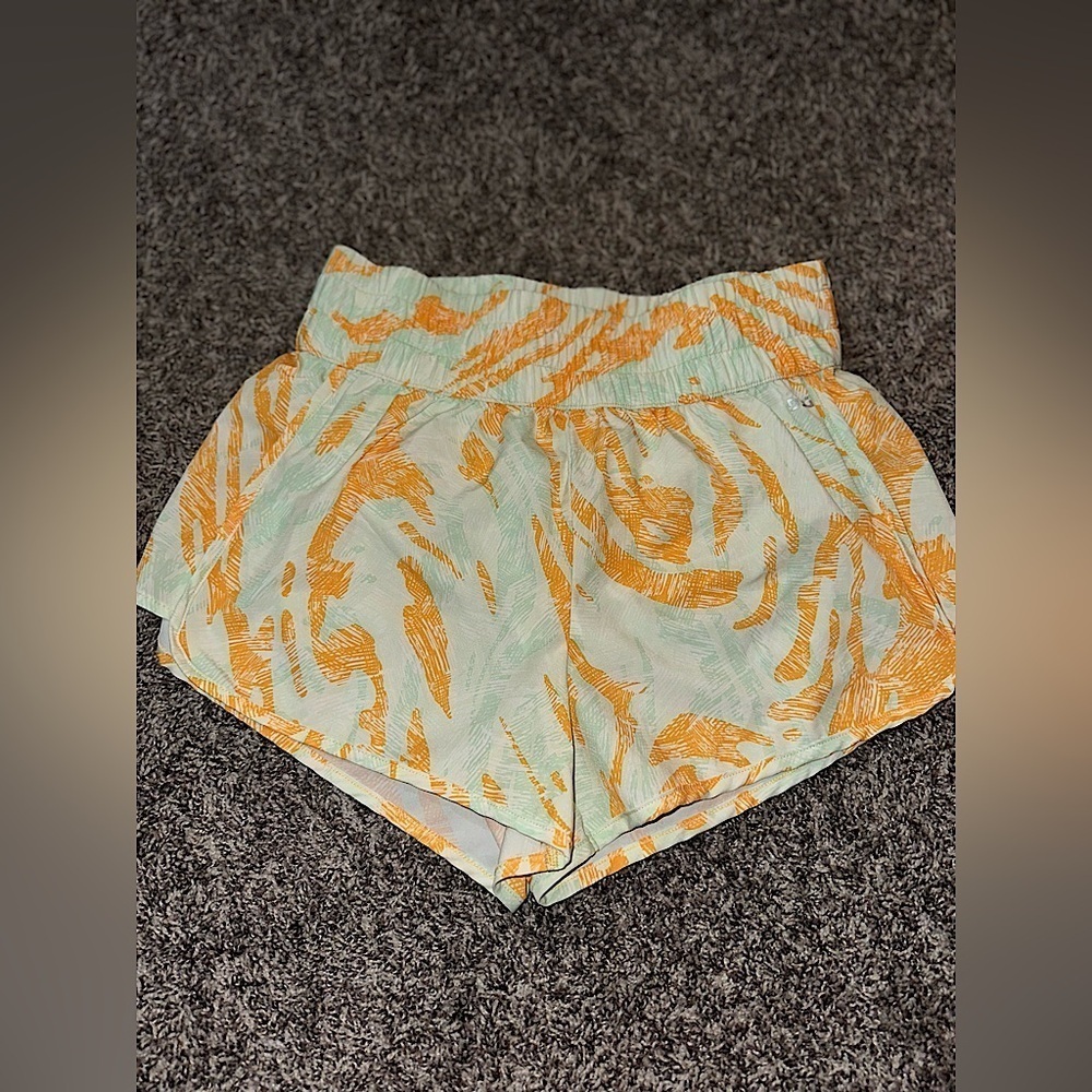 Women’s DSG Tropical Bright Summer Lightweight Active Athletic Shorts Size Small
